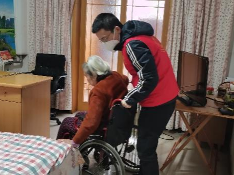【疫情防控】盡銳出戰(zhàn)護我城，工投先鋒在行動 ——集團干部下沉一線系列（二）